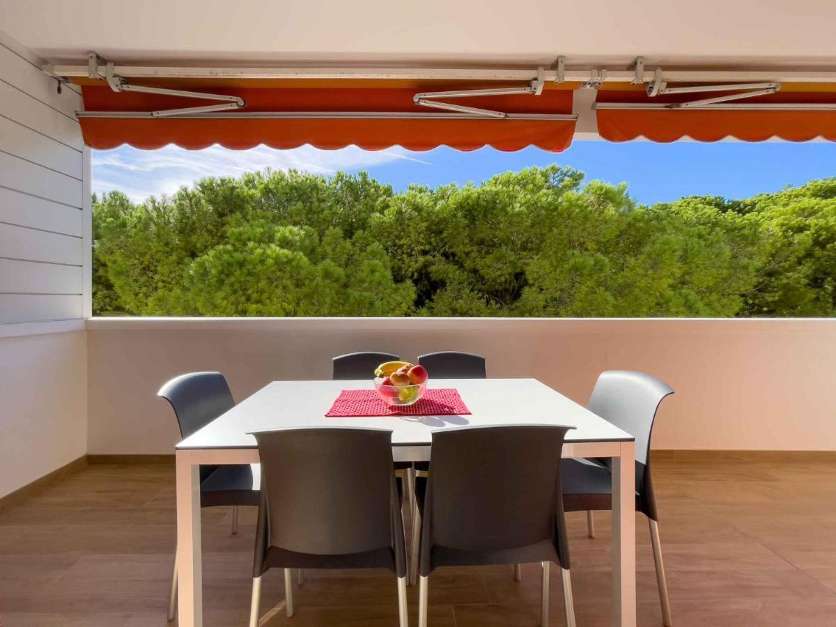 Apartment In Lignano Sabbiadoro 21783 Екстериор снимка
