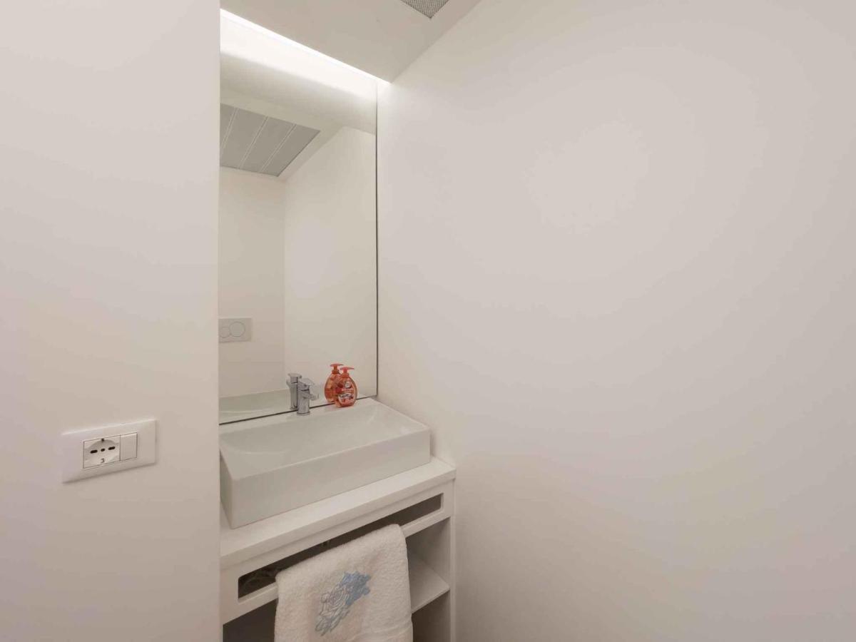 Apartment In Lignano Sabbiadoro 21783 Екстериор снимка