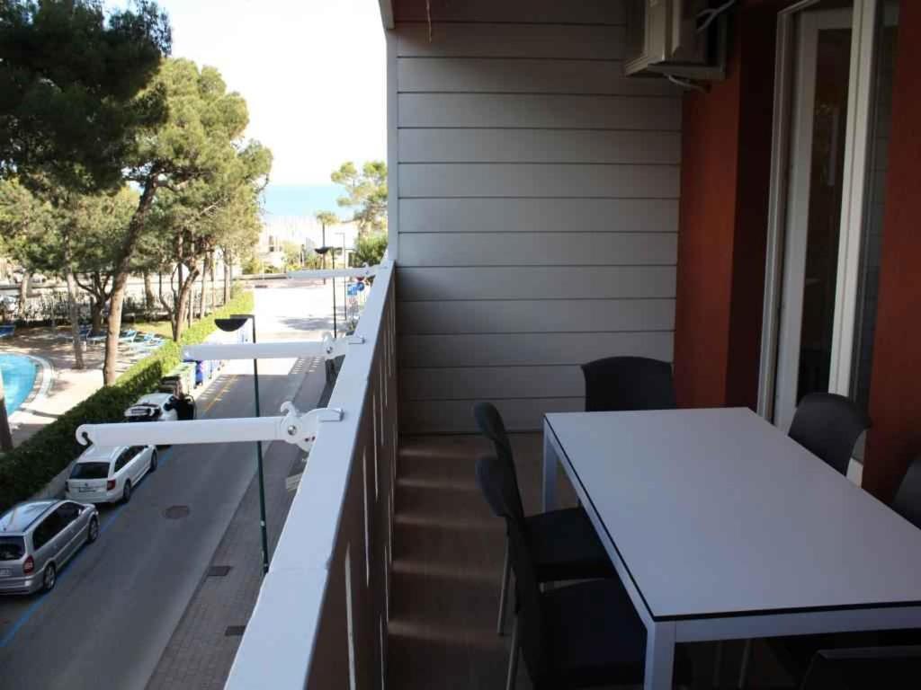Apartment In Lignano Sabbiadoro 21783 Екстериор снимка